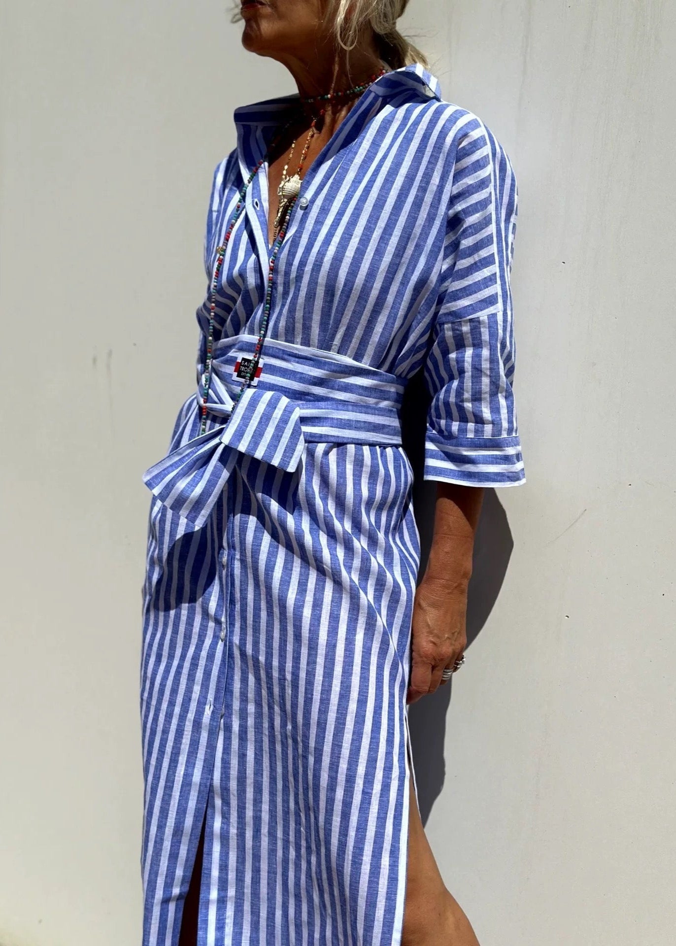 LP | Vestito estivo a righe rosse con camicia lunga e mezze maniche