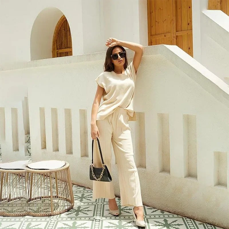 LP | MW - Elegante set due pezzi con pantaloni larghi e T-shirt