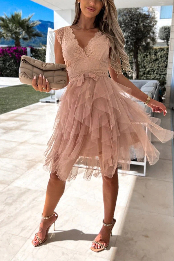 LP | Abito midi in pizzo senza maniche con scollo a V