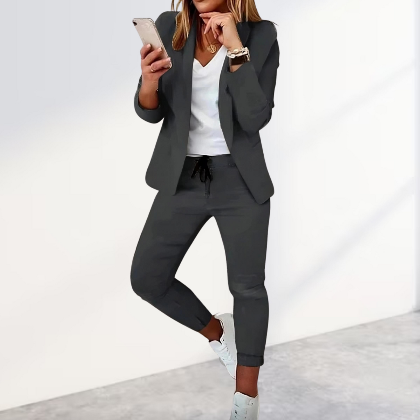 LP | Set blazer e pantaloni alla moda