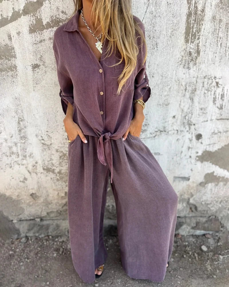 LP | Elegante outfit estivo da donna con pantaloni larghi e camicetta a maniche lunghe button-up