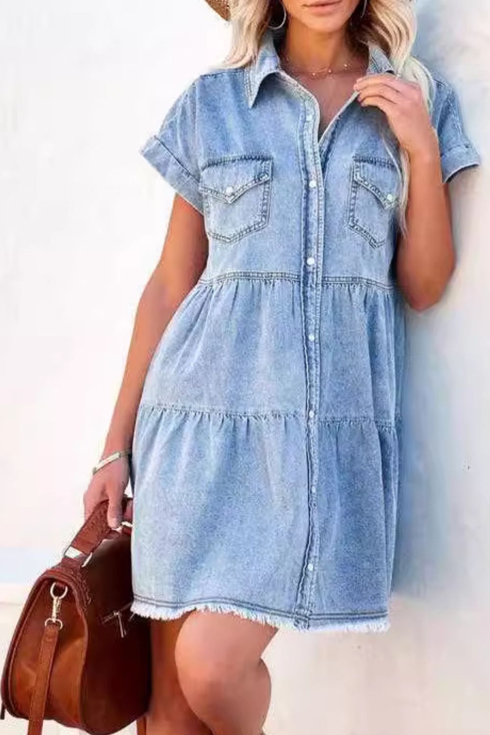 LP | Miniabito in denim con orlo grezzo e bottoni