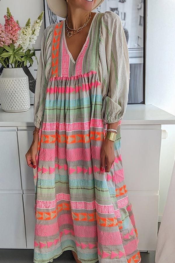 LP | Abito midi a righe rosa con chiave greca e collana arancione