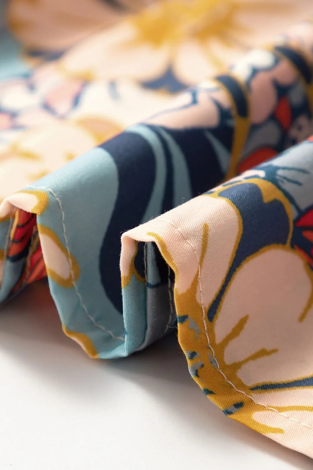 LP | Miniabito stampato con maniche a intaglio e balze