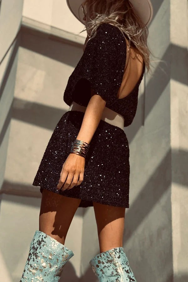LP | Night Moves tessuto paillettes maniche corte backless linea H mini abito