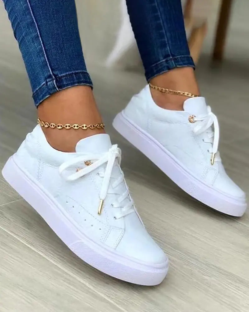 LP | Scarpe da ginnastica chic con dettagli in oro