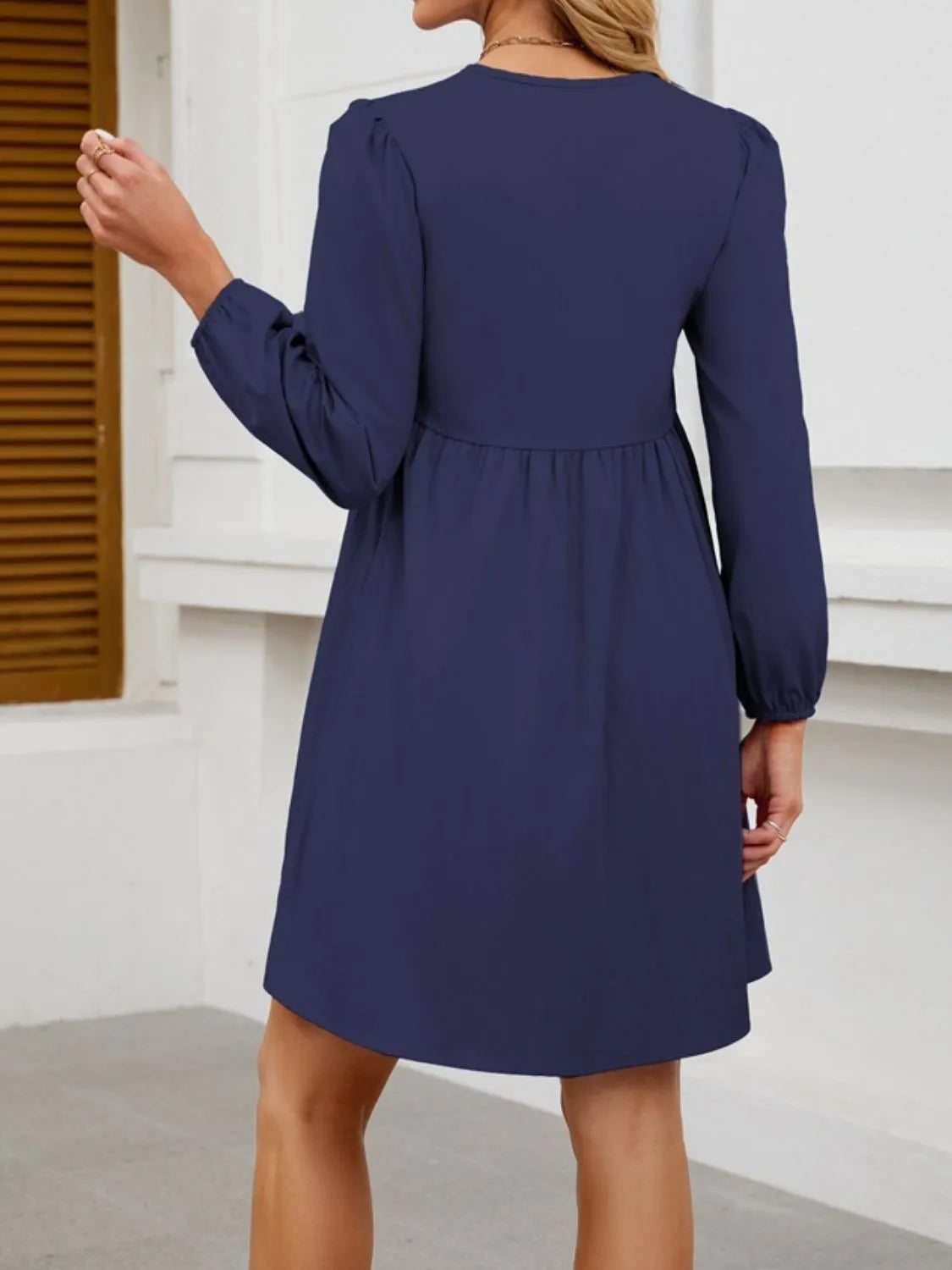 LP | Miniabito a maniche lunghe tie front