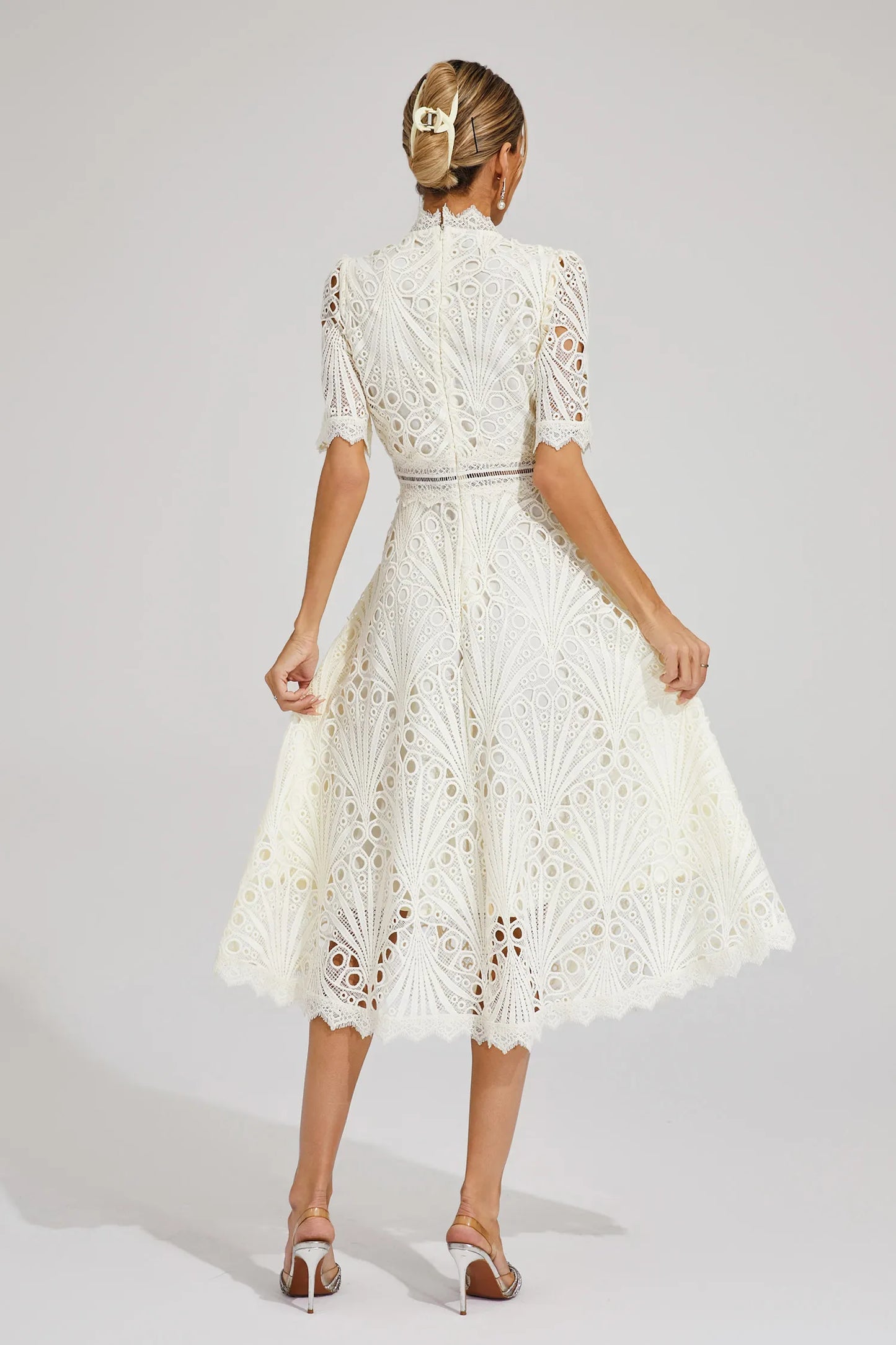 LP | Abito midi in pizzo elegante per donna