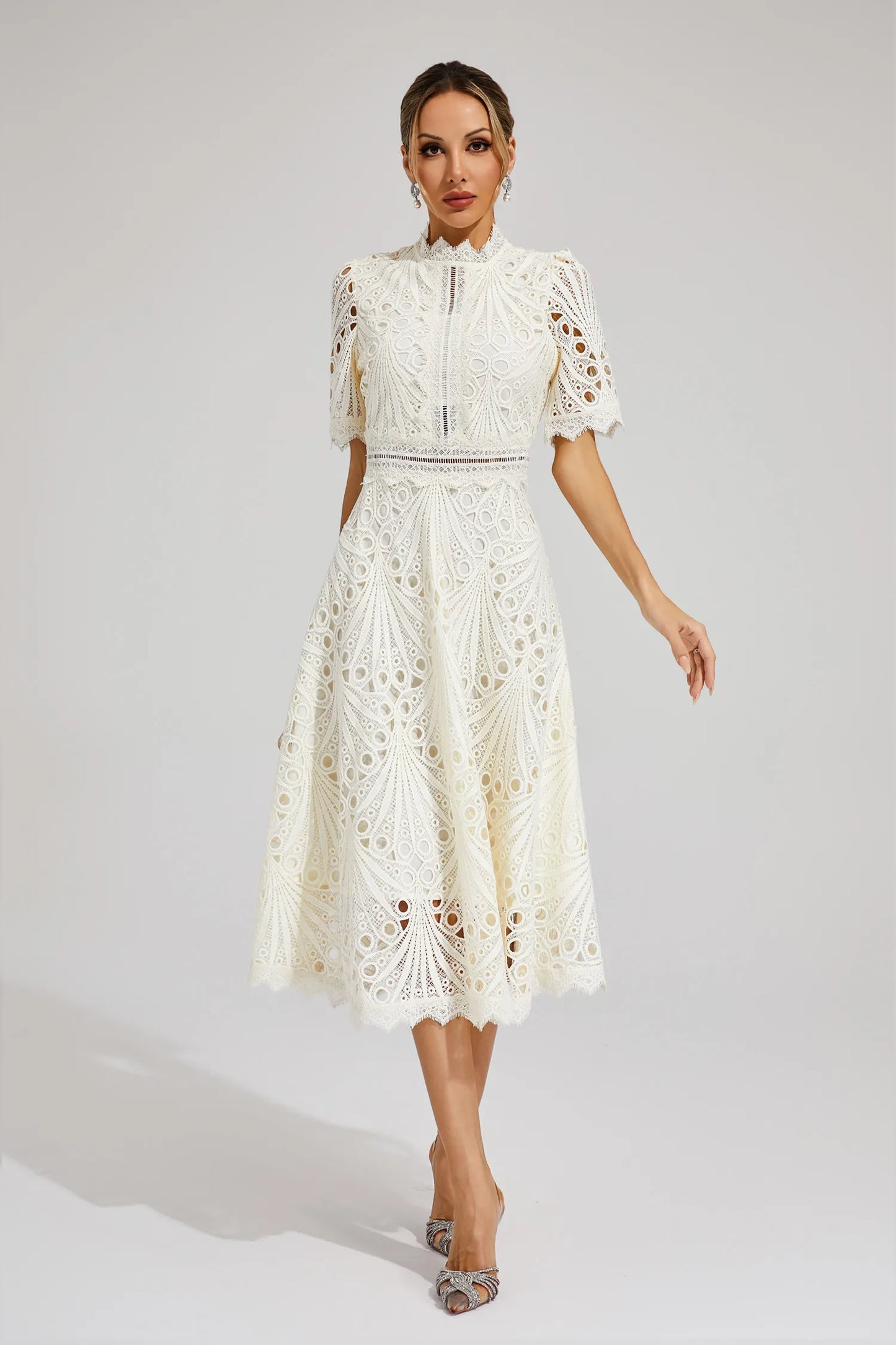 LP | Abito midi in pizzo elegante per donna