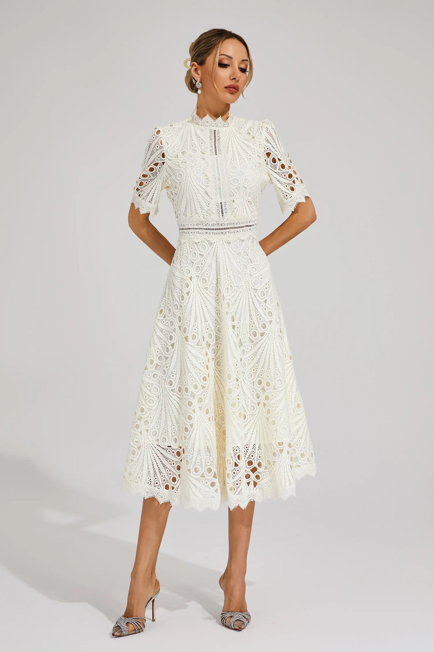 LP | Abito midi in pizzo elegante per donna