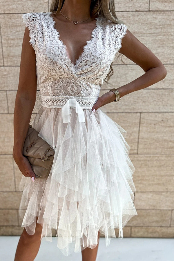 LP | Abito midi in pizzo senza maniche con scollo a V