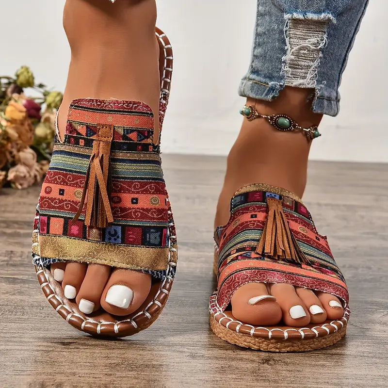 LP | | Sandali piatti in stile etnico con pompon