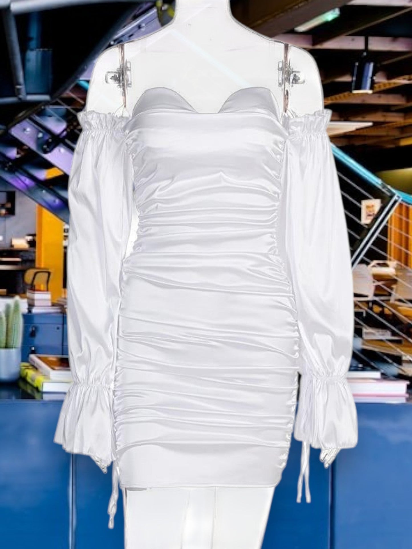 LP | Abito da donna off-the-shoulder con dettagli di volant in tessuto elasticizzato Mini abito