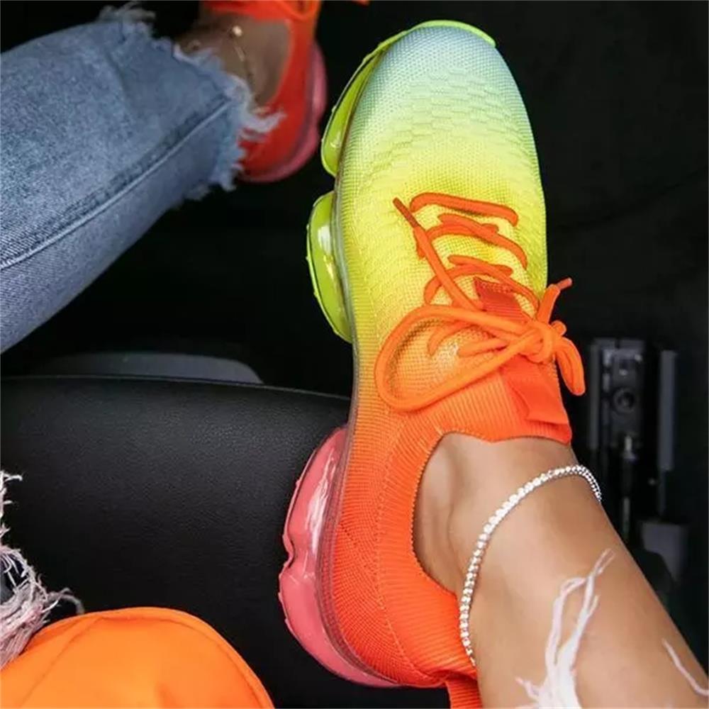 LP | Scarpe da ginnastica casual con suola e lacci trasparenti