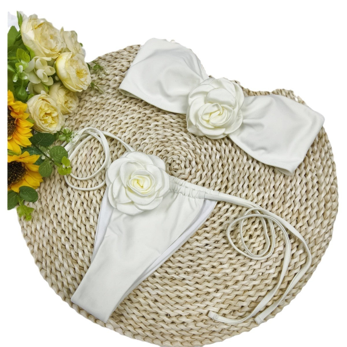 Fluido e favoloso Bikini