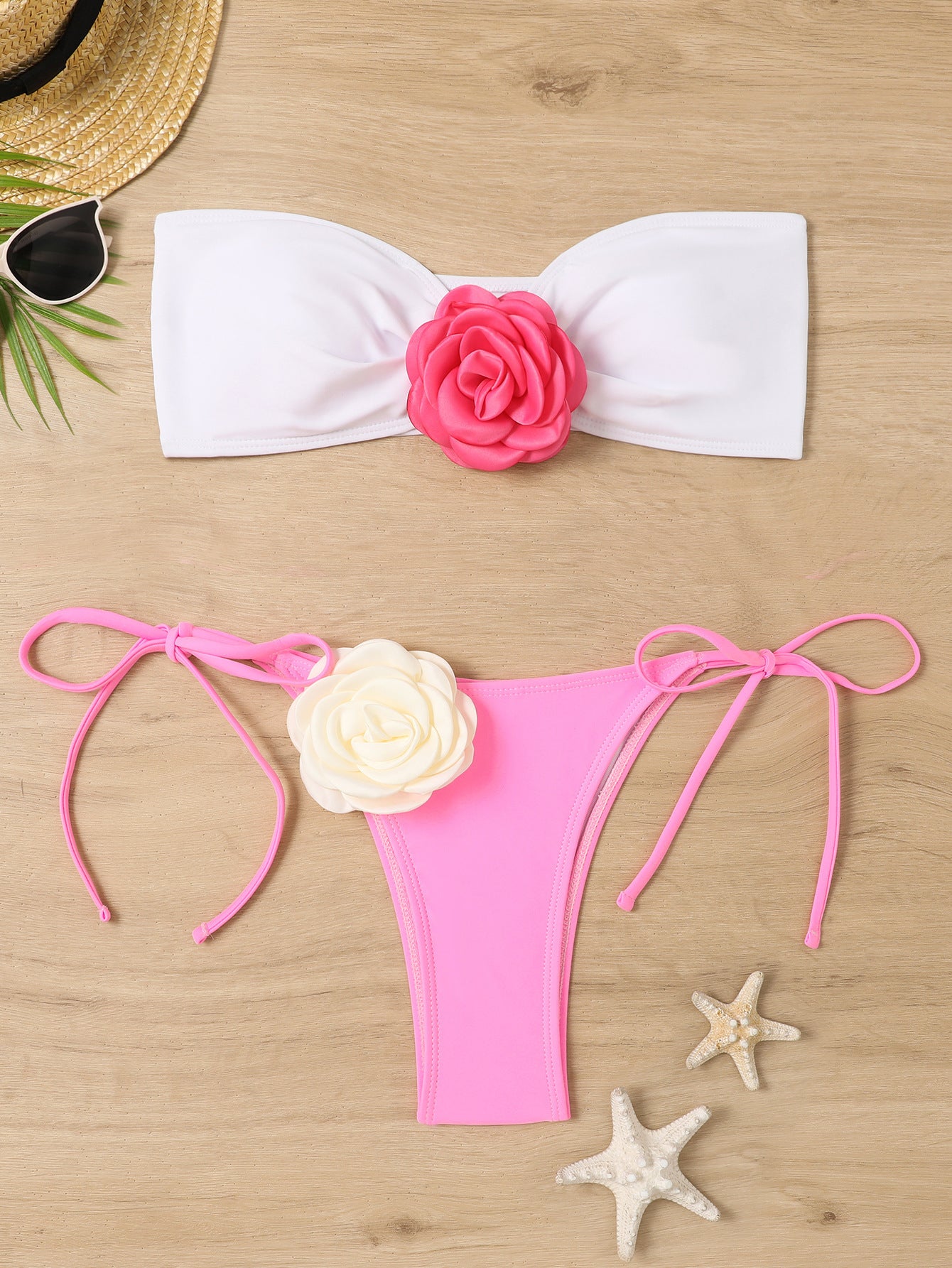 Fresco e femminile Bikini