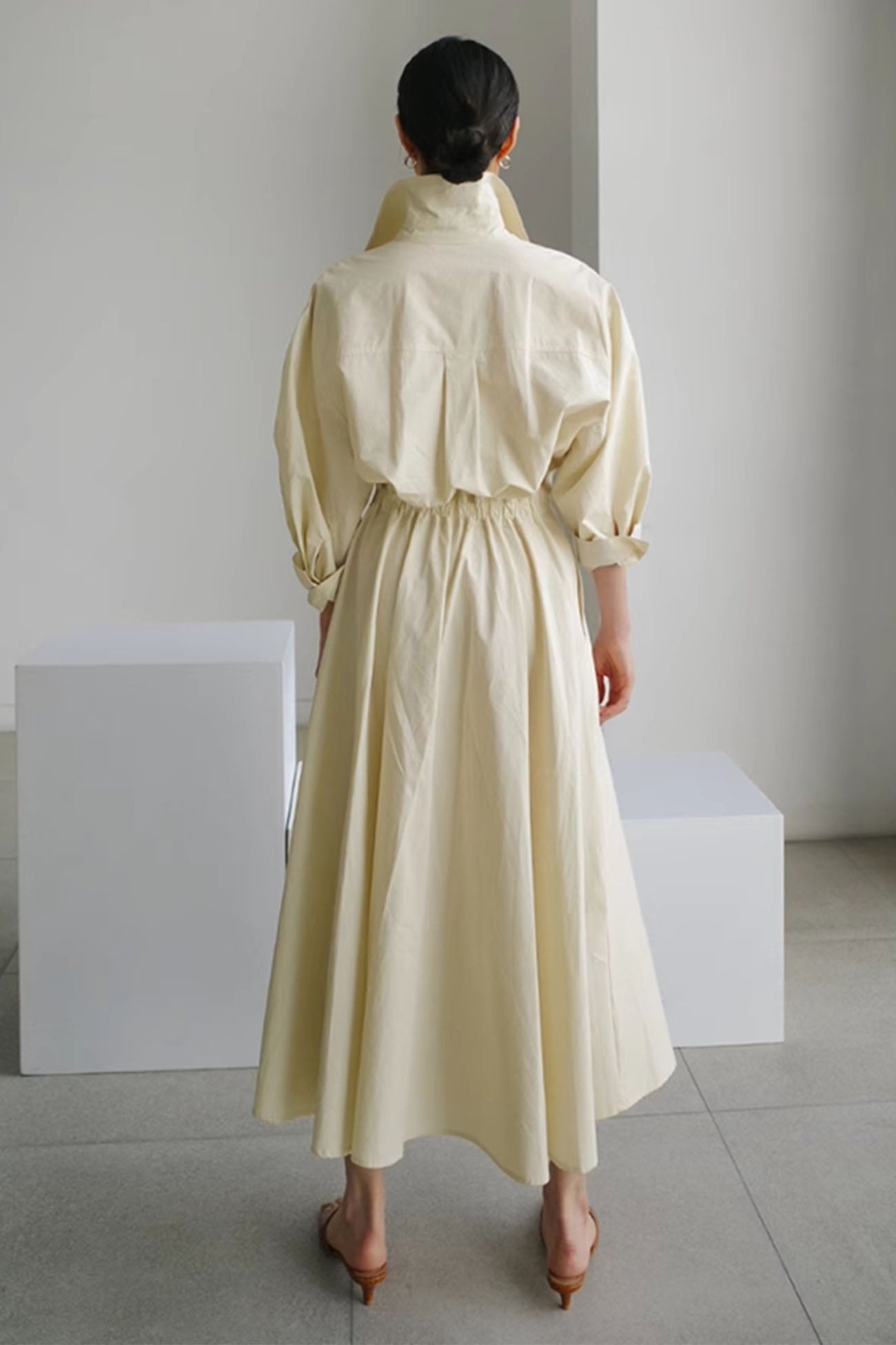 LP | Abito midi a maniche lunghe in cotone, con linea a camicia