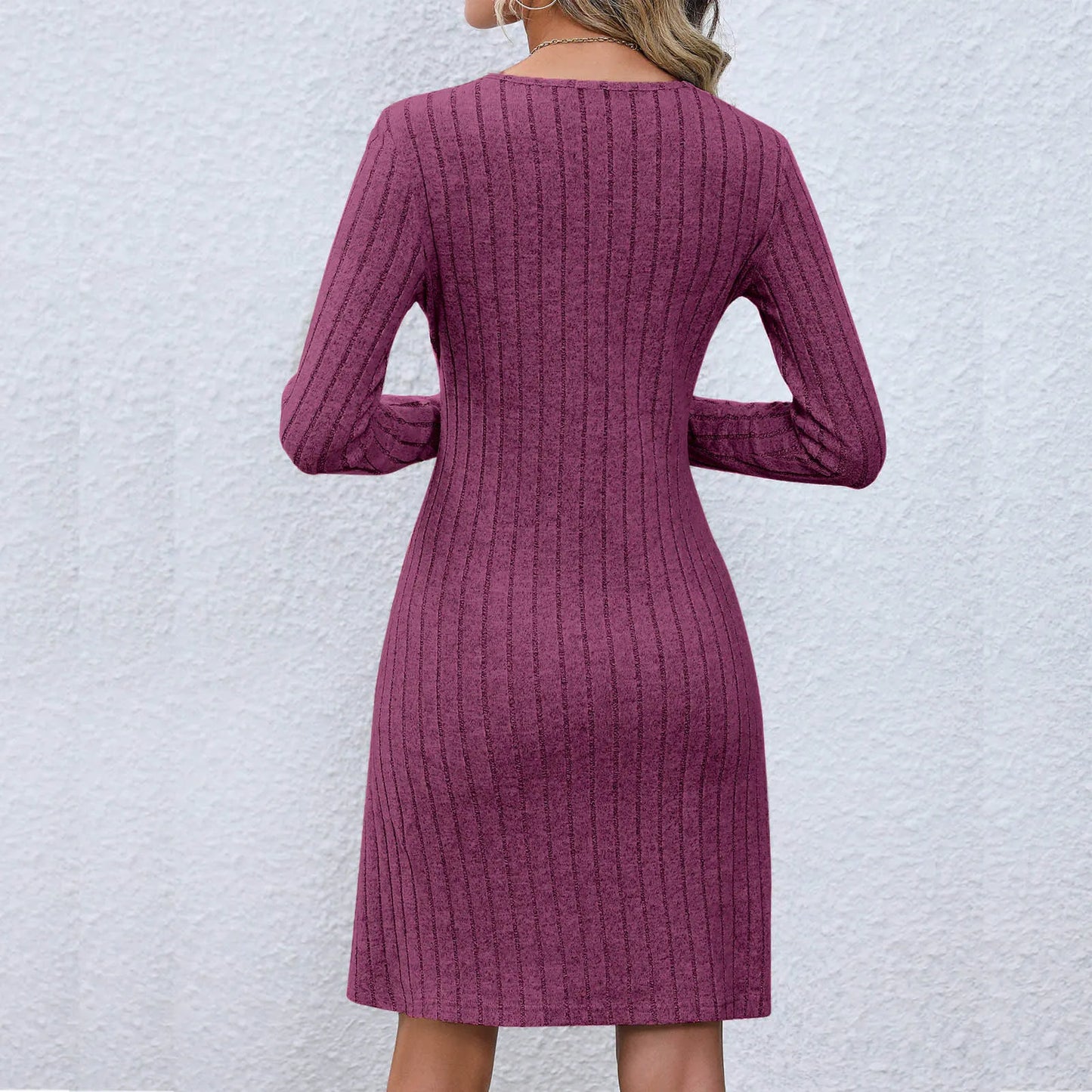 LP | Abito midi chic con scollo a V e abbottonatura in vita, maniche lunghe, monocolore