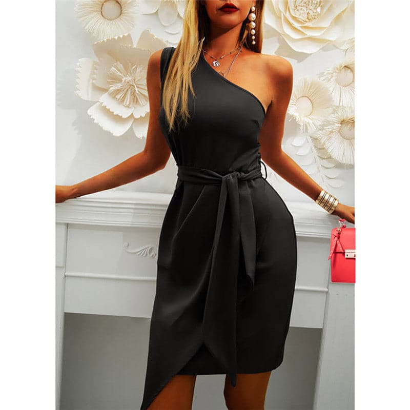 LP | Sexy miniabito bodycon asimmetrico con scollatura a fessura, fuori dalle spalle