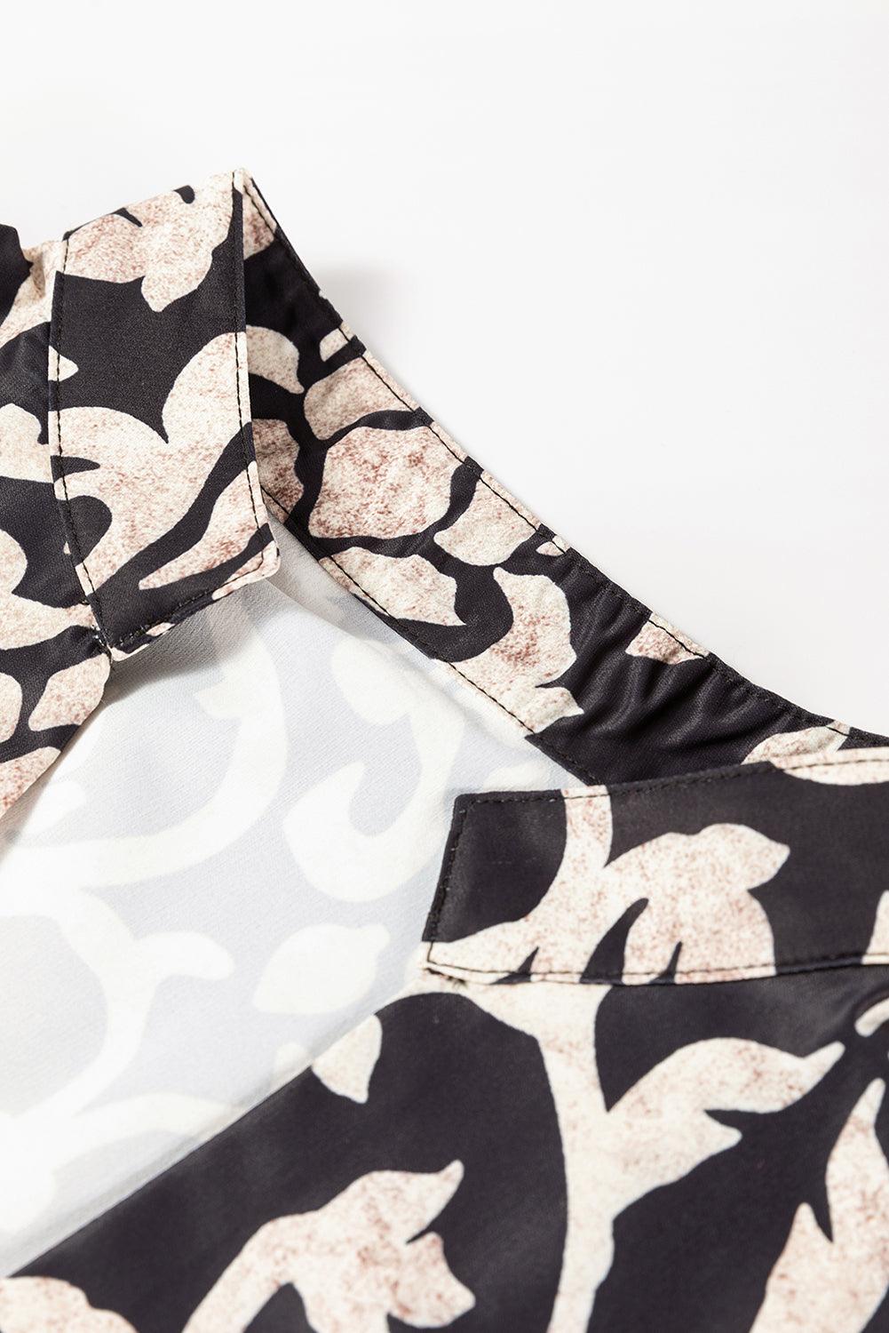 LP | Eleganza con un mini abito nero da donna in look vintage