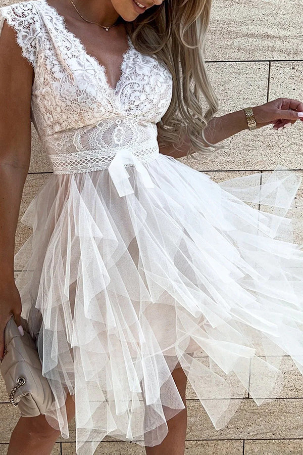 LP | Abito midi in pizzo senza maniche con scollo a V