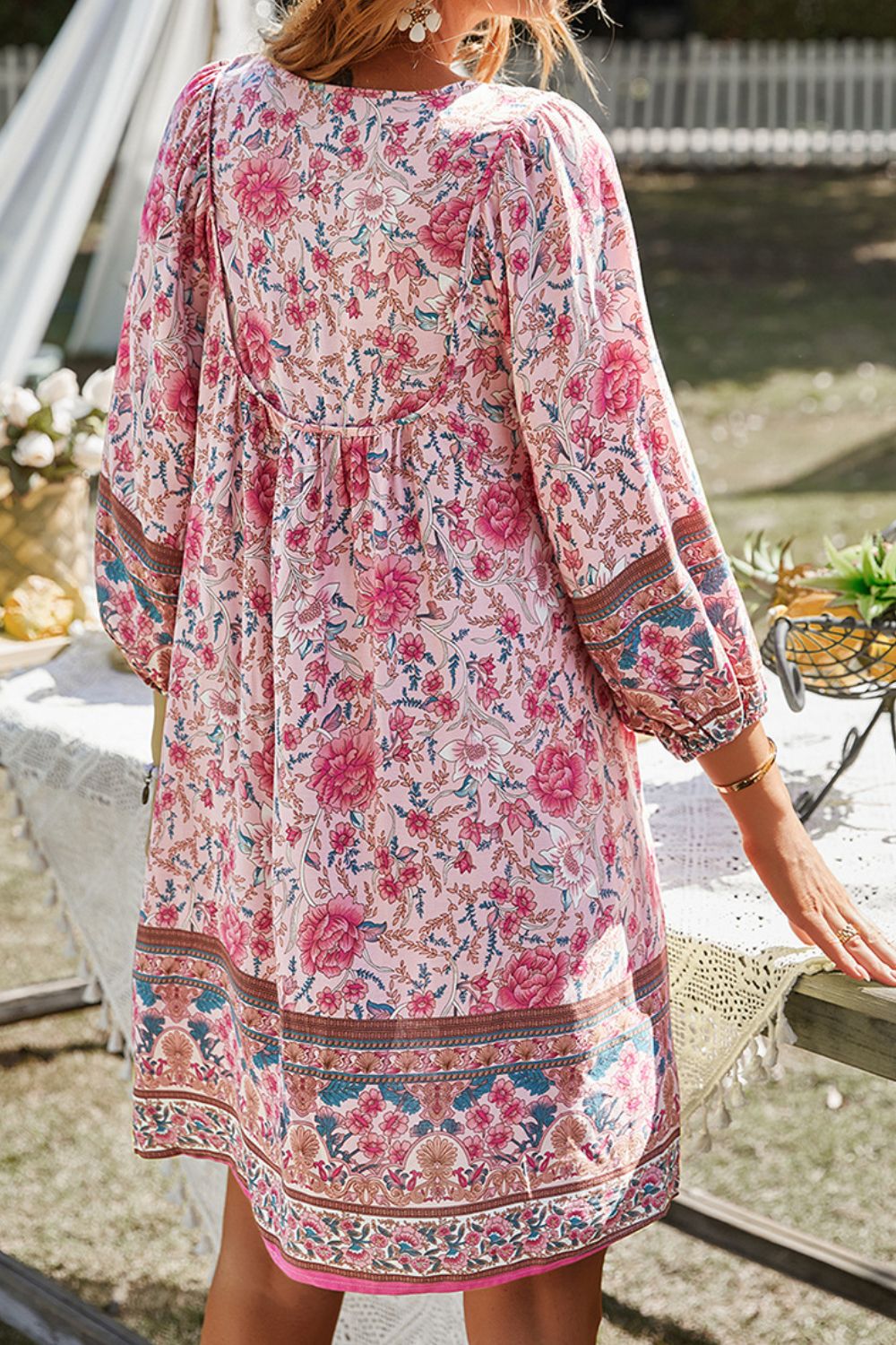 LP | Devine Mini abito stampato con scollo a cravatta