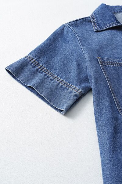 LP | Mini abito in denim a maniche corte con colletto e tasche applicate