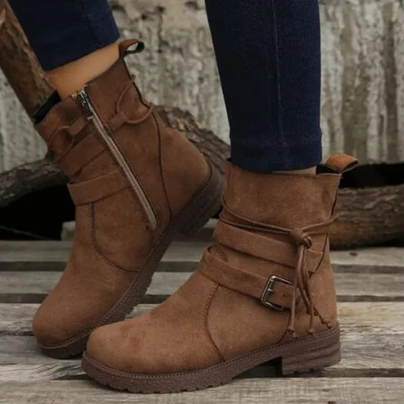 LP | Stivaletti vintage con fibbie