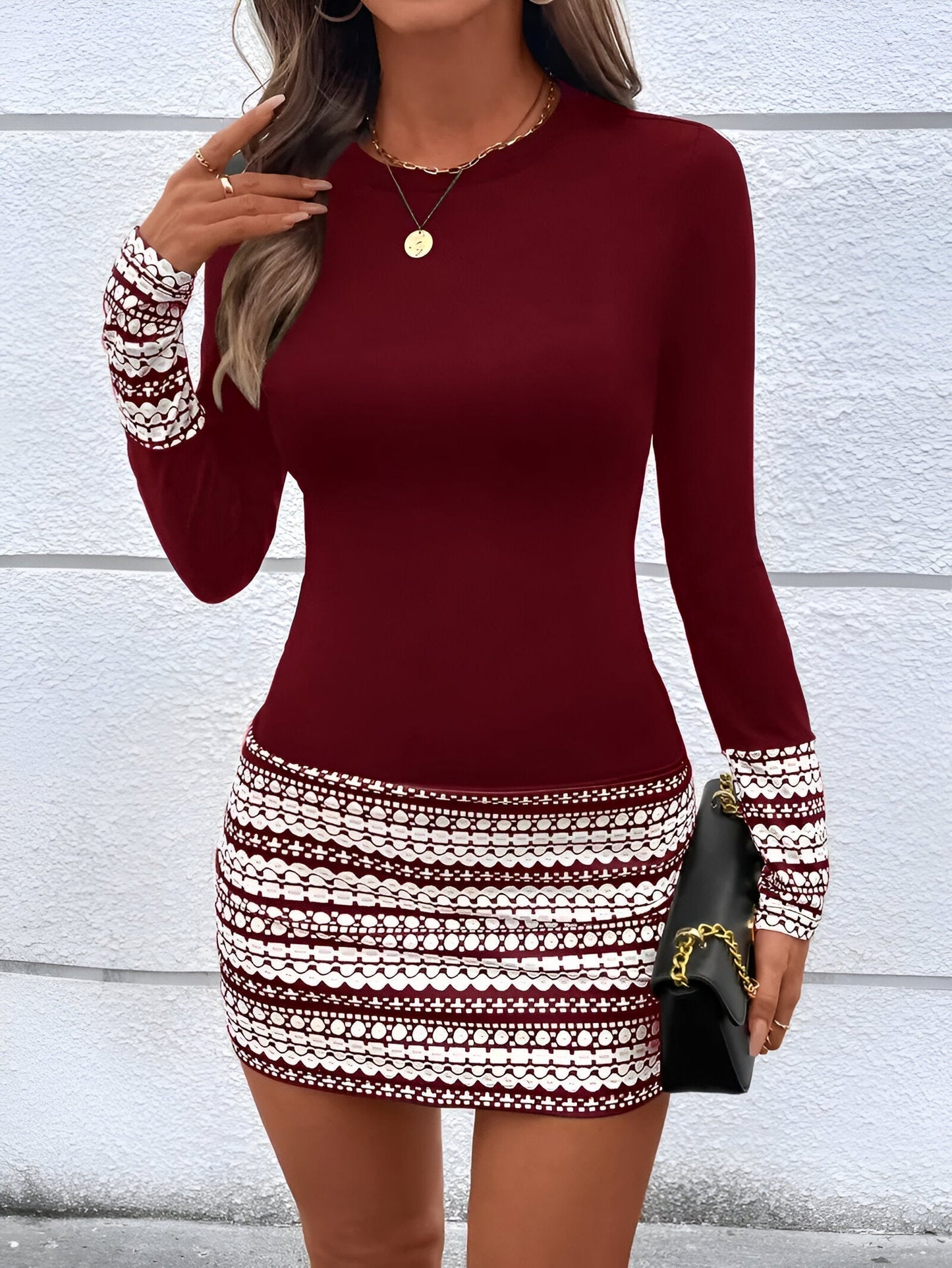 LP | Mini abito bodycon a righe con scollo rotondo