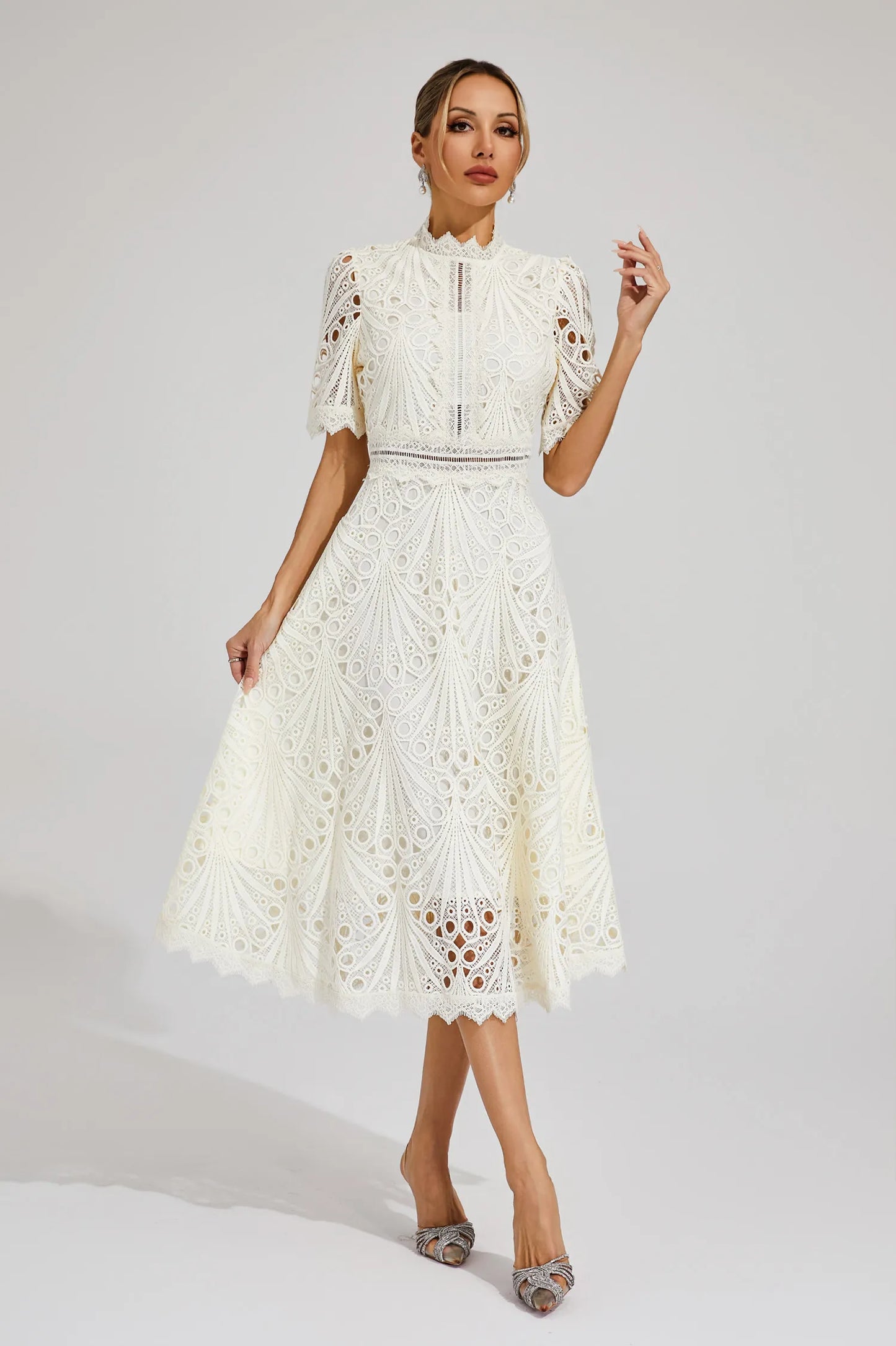 LP | Abito midi in pizzo elegante per donna