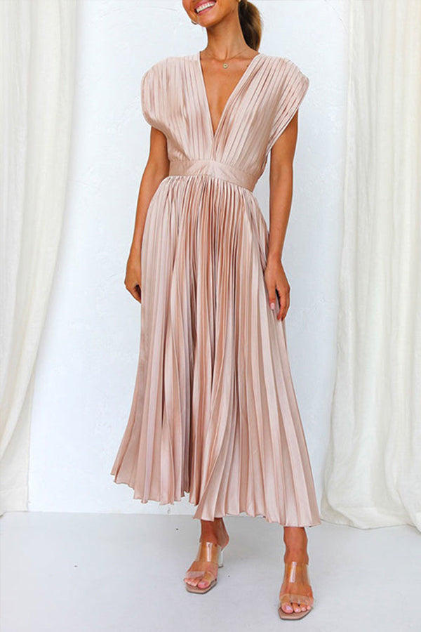 LP | Maxi abito swing plissettato con profondo scollo a V