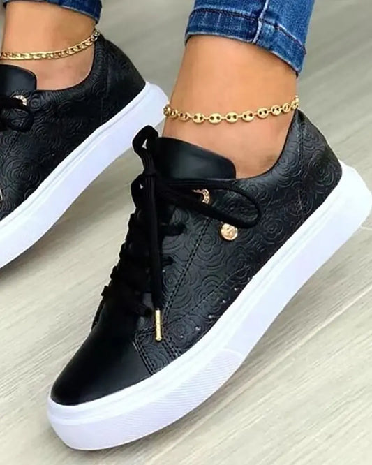 LP | Scarpe da ginnastica chic con dettagli in oro