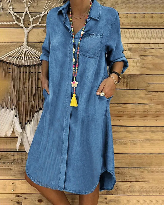 Abito midi LP | Jeans con maniche arrotolate e taschino sul petto.