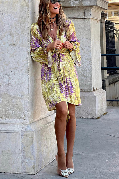 LP | Take Me Away Mini abito in vita con stampa tie-dye