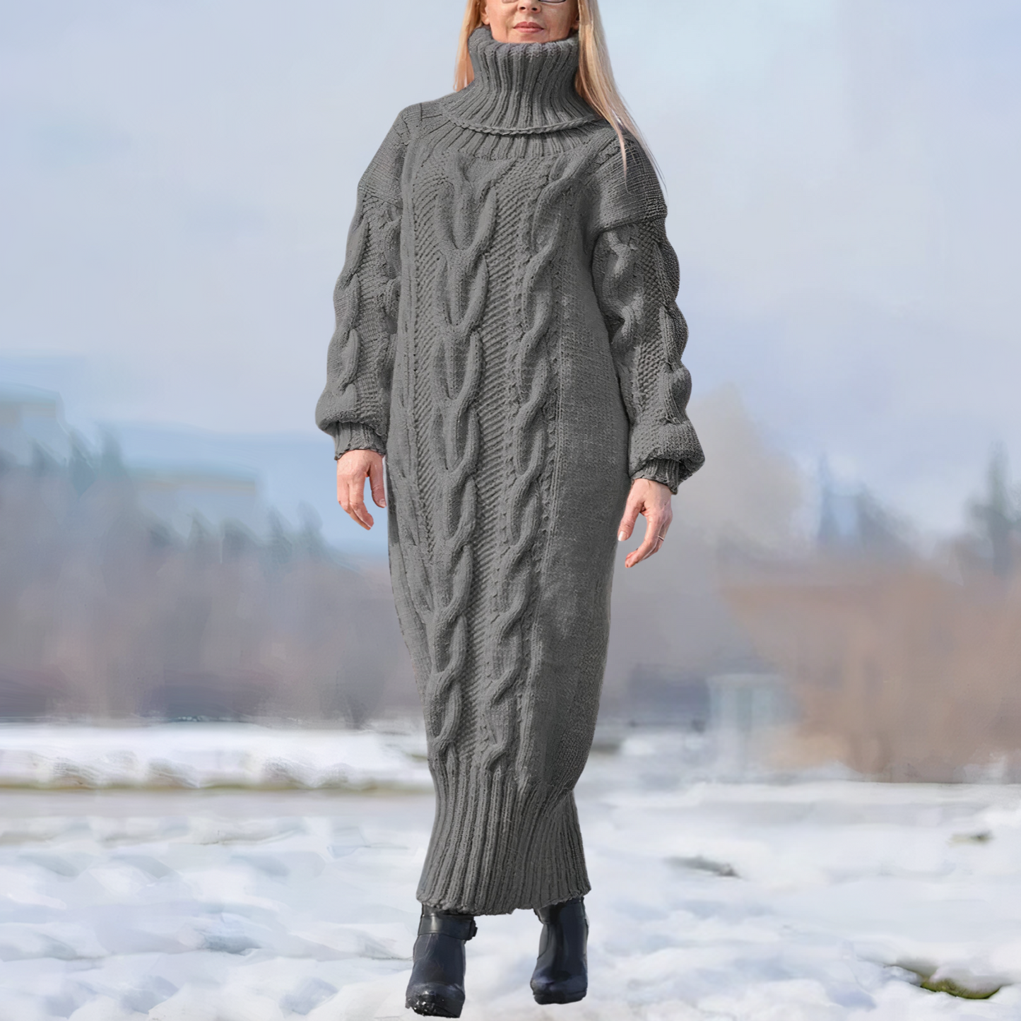 LP | maxi abito lungo con collo alto e struttura a trecce