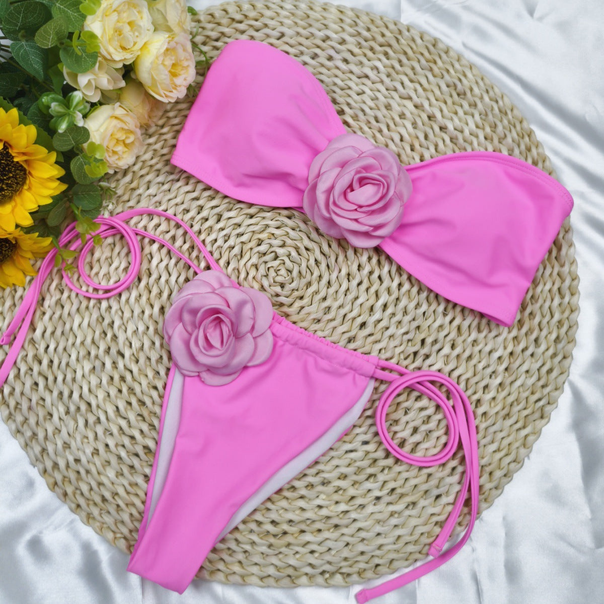Fluido e favoloso Bikini