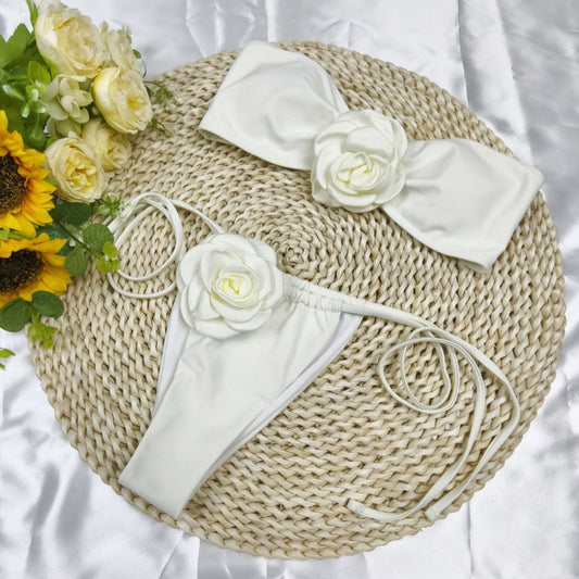 Fluido e favoloso Bikini