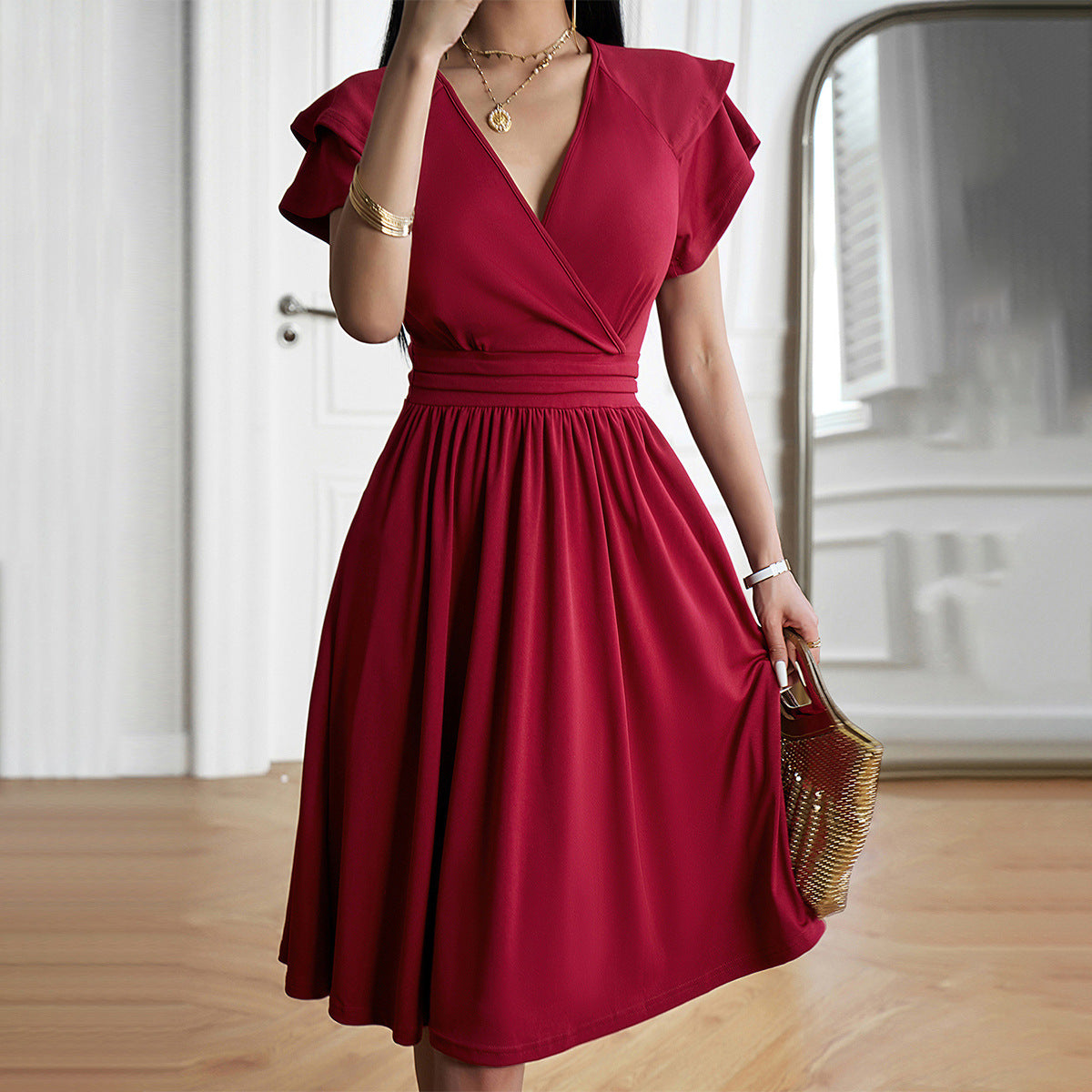 LP | Abito midi elegante con scollatura a V