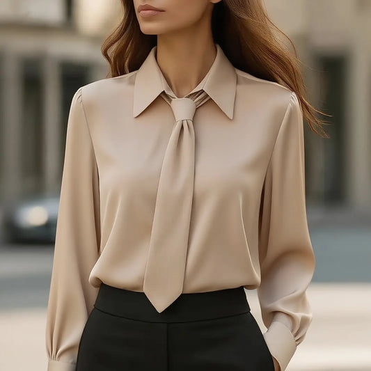 Classico e versatile Camicia