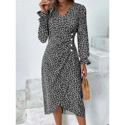 LP | Elegante abito midi a pieghe floreali con maniche a sbuffo e scollatura a V