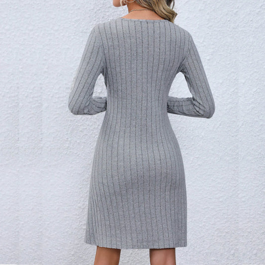 LP | Abito midi chic con scollo a V e abbottonatura in vita, maniche lunghe, monocolore