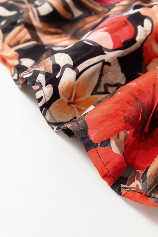 LP | Eleganza con un mini abito nero da donna in look vintage
