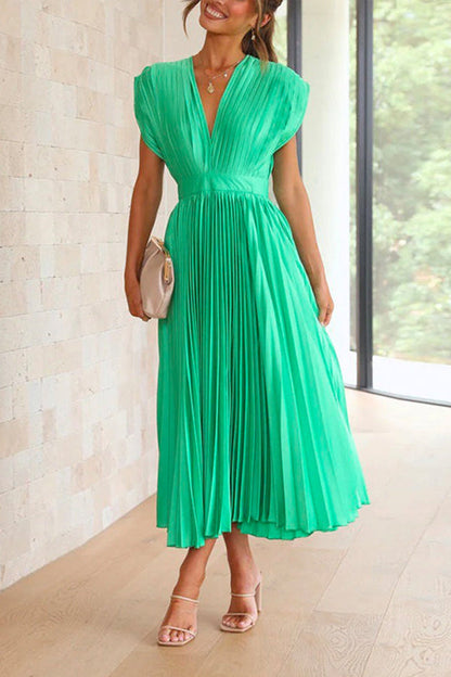 LP | Maxi abito swing plissettato con profondo scollo a V