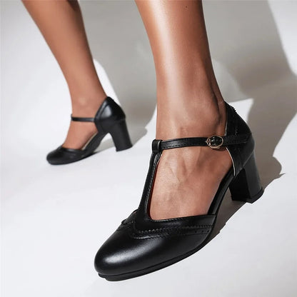 LP | Tacchi vintage con cinturino a T