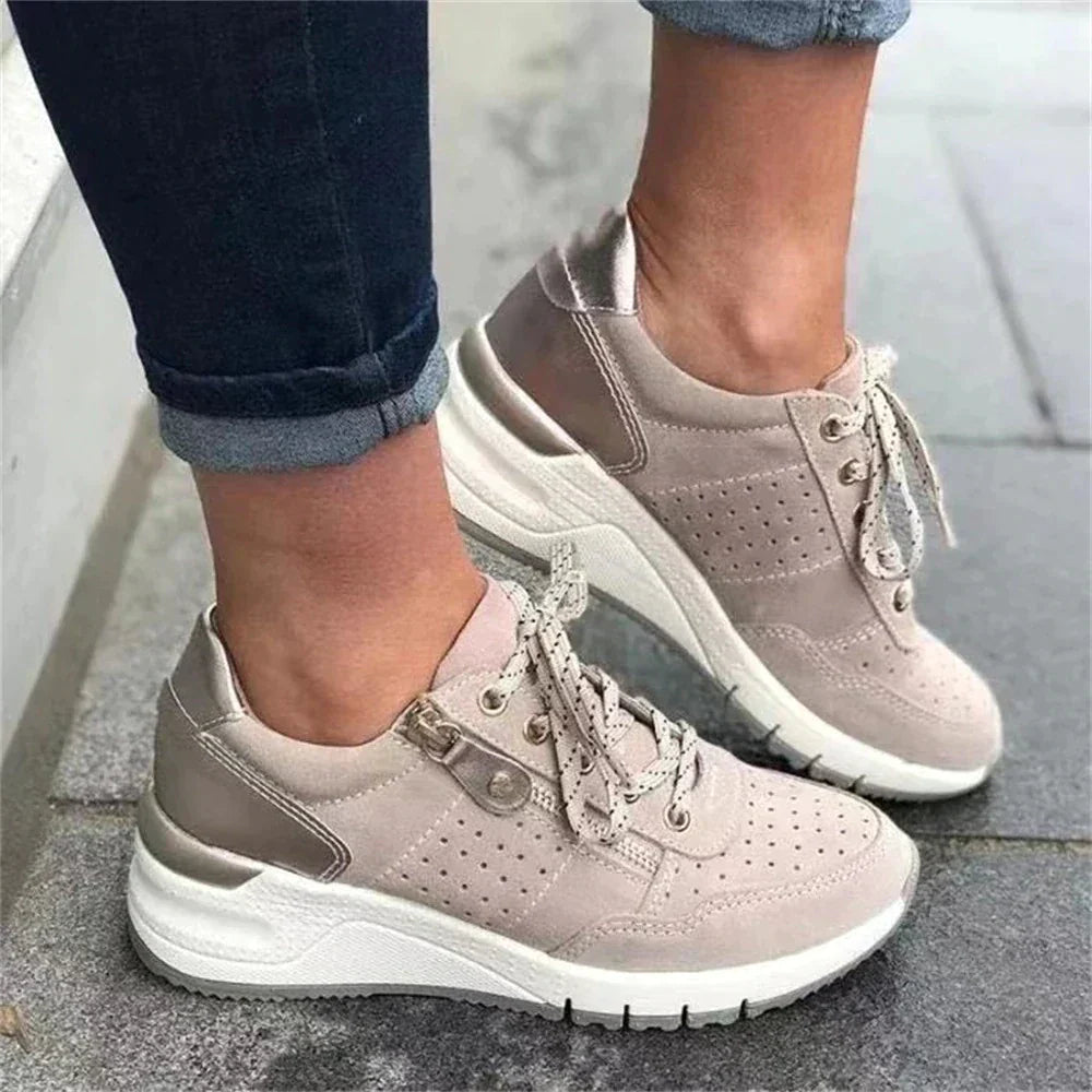 LP | - SCARPE DA GINNASTICA ORTOPEDICHE CON TACCO A ZEPPA