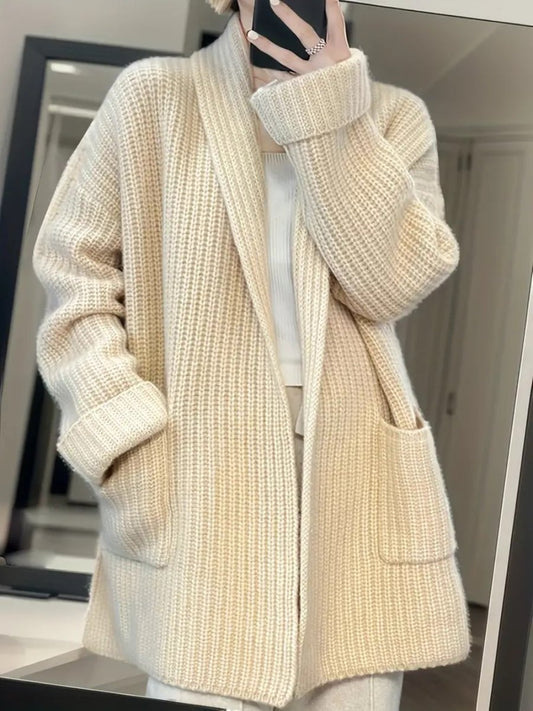 LP | Cardigan invernale rilassato e senza tempo